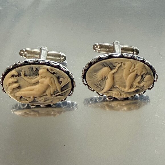 Vintage Cameo Goddess Mermaid Cufflinks - Picture 2 of 4